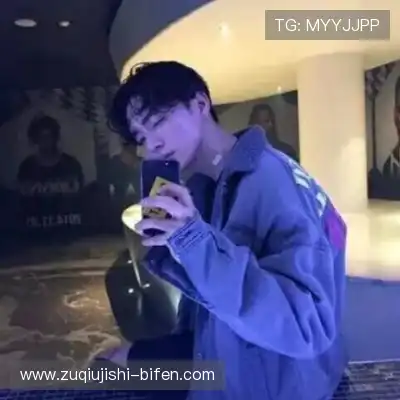焦轲益